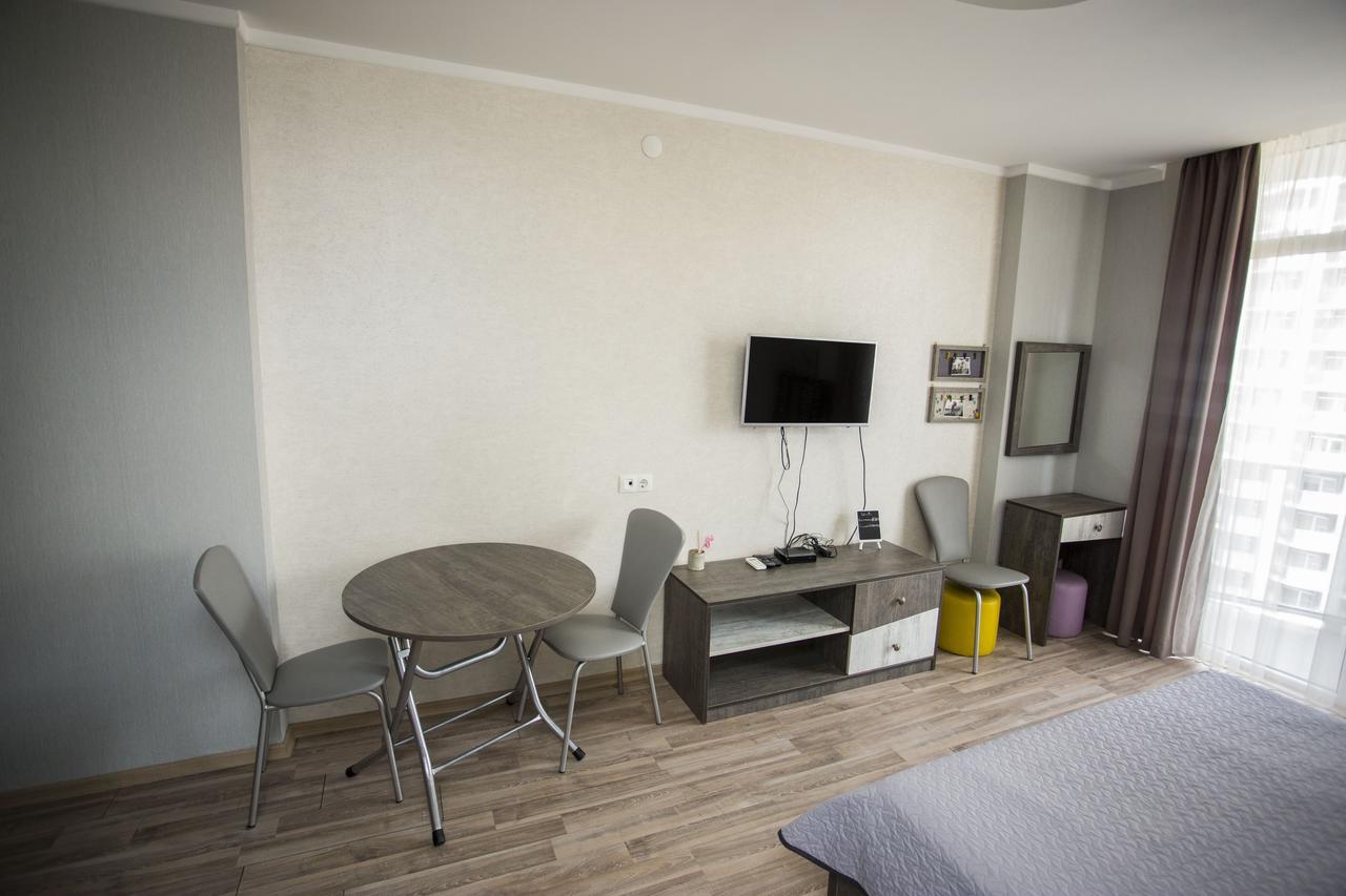 Apartment On Khimshiashvili Μπατούμι Εξωτερικό φωτογραφία